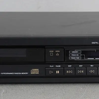 HCD-30F